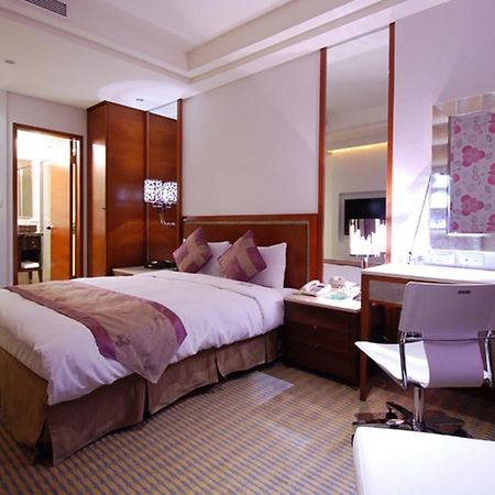 Hej Taipei Arena Hotel Екстериор снимка