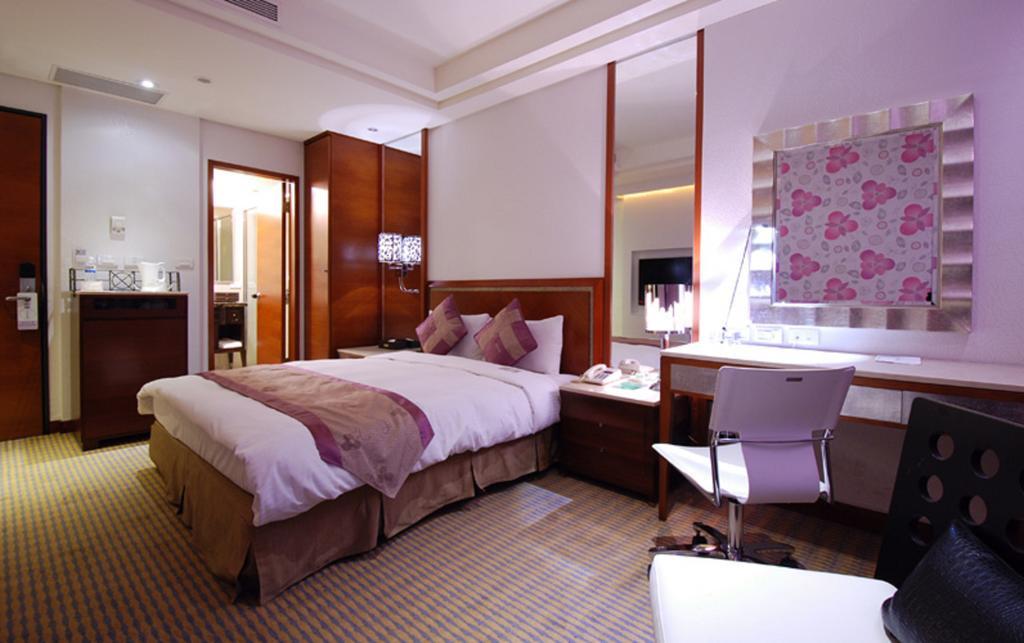 Hej Taipei Arena Hotel Екстериор снимка