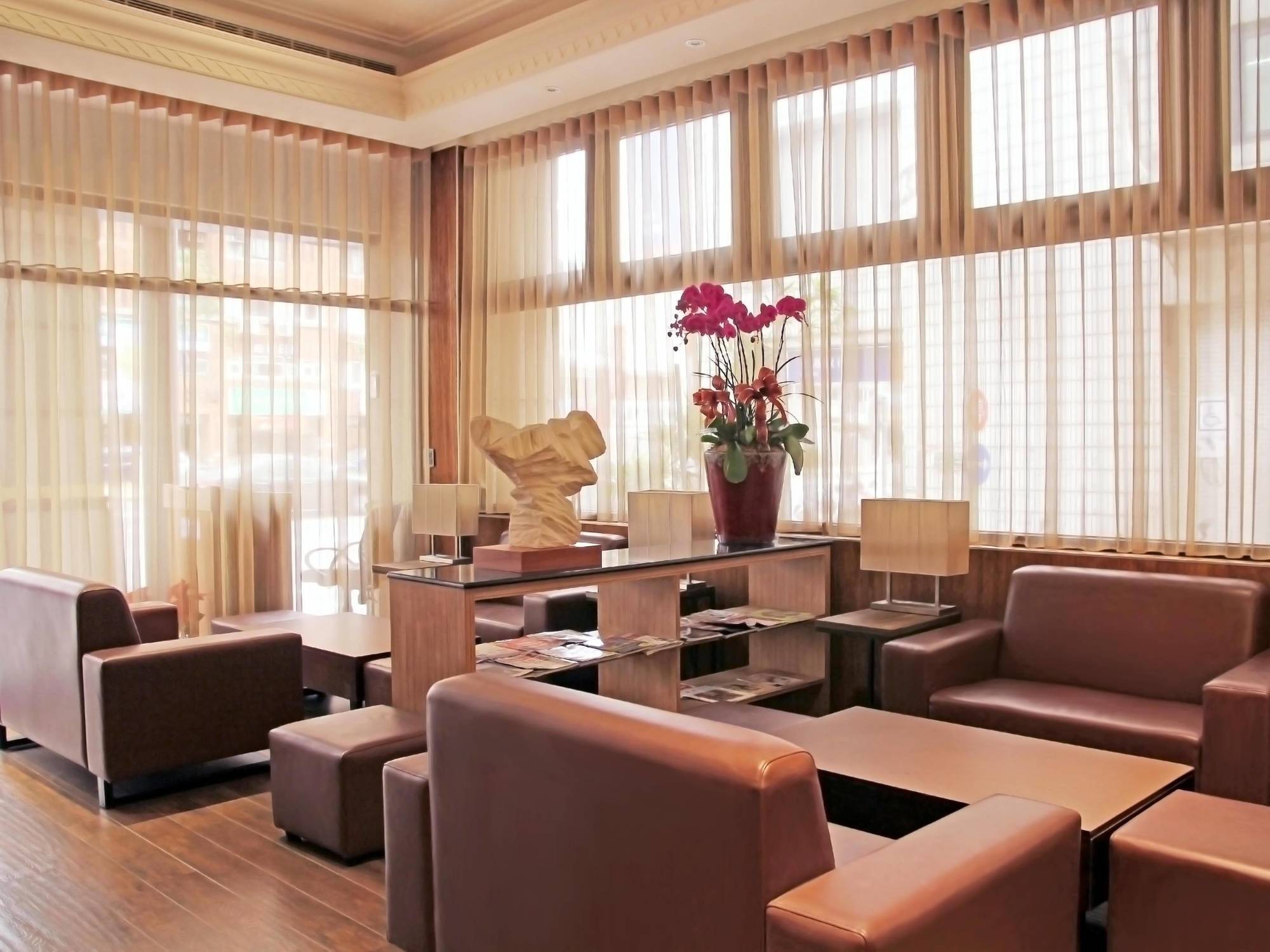 Hej Taipei Arena Hotel Екстериор снимка