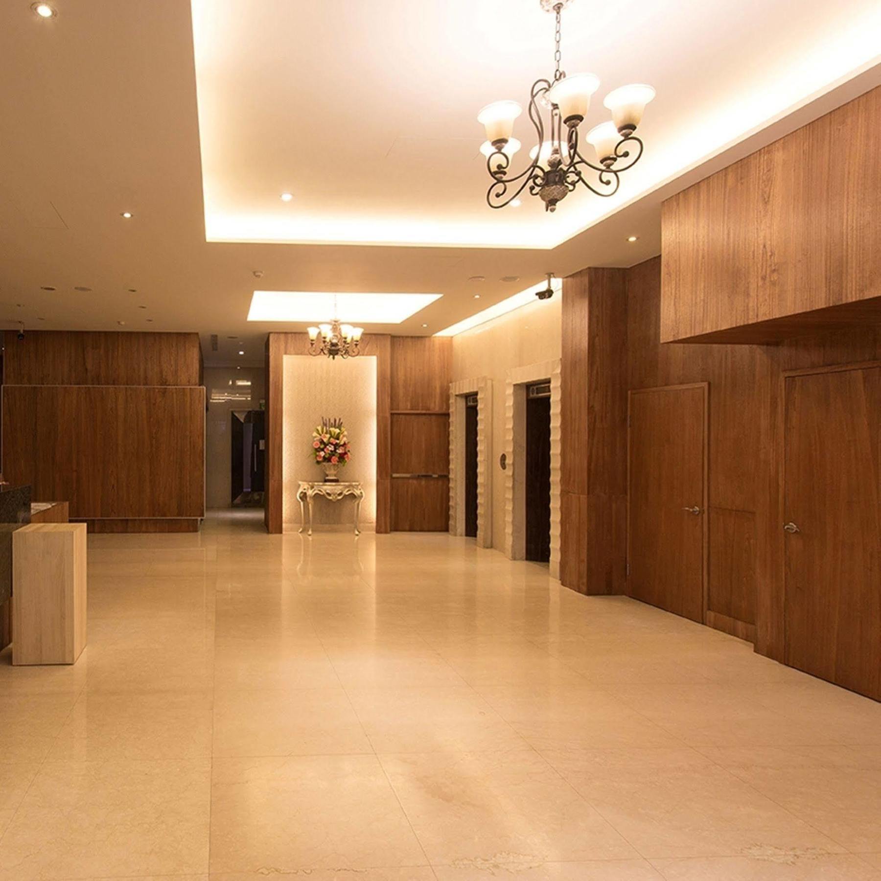Hej Taipei Arena Hotel Екстериор снимка