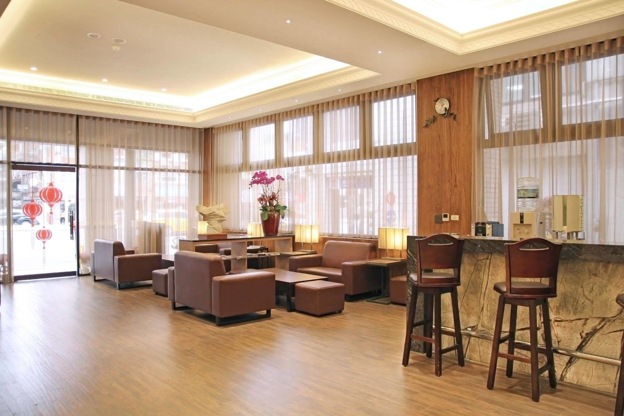 Hej Taipei Arena Hotel Екстериор снимка